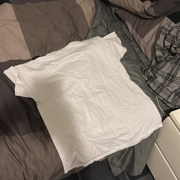 Cut all Ties Graphic Tee - Picture 3 of 3